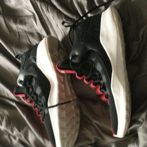 Jordan Samples - Picture 5 of 8